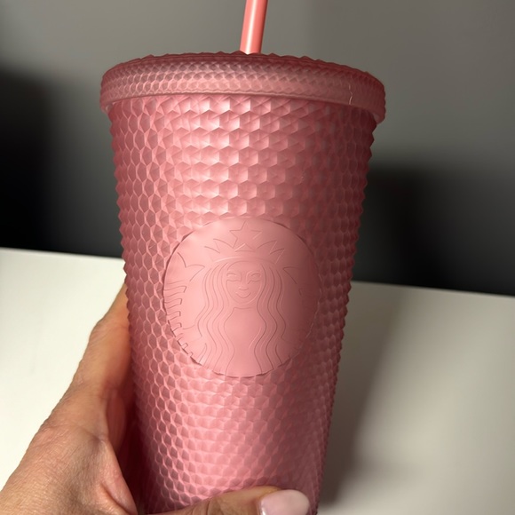 Brand new pink lemonade studded  16oz - Picture 2 of 3